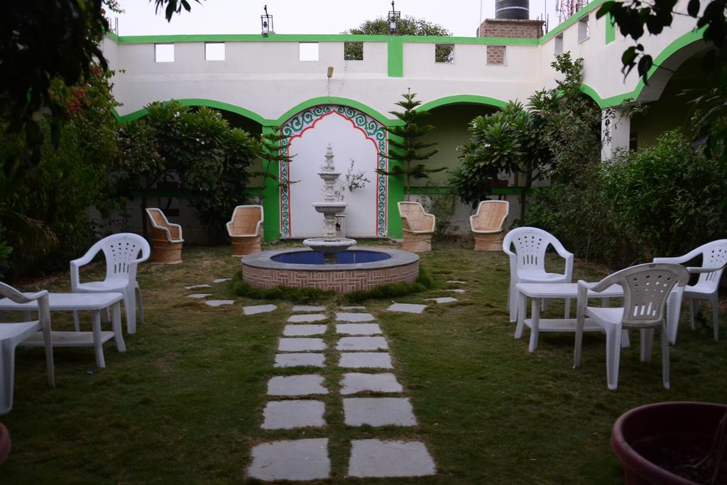 Anandam Palace Pushkar Exteriör bild